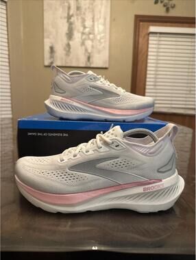 Brooks Glycerin 23 Womens Size 10.5 White Gray Pink Athletic Running Shoes